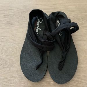 Sketchers sandals